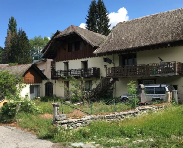 Vente DEUX MAISONS D'HABITATION + UNE PARCELLE + DIVERSES PARCELLES - ARGENTINE - 05/03/2021