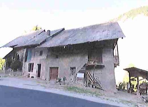 A vendre immeuble composé d'une partie à usage de grange et une partie à usage d'habitation - FONTCOUVERTE - 2 Mars 2018