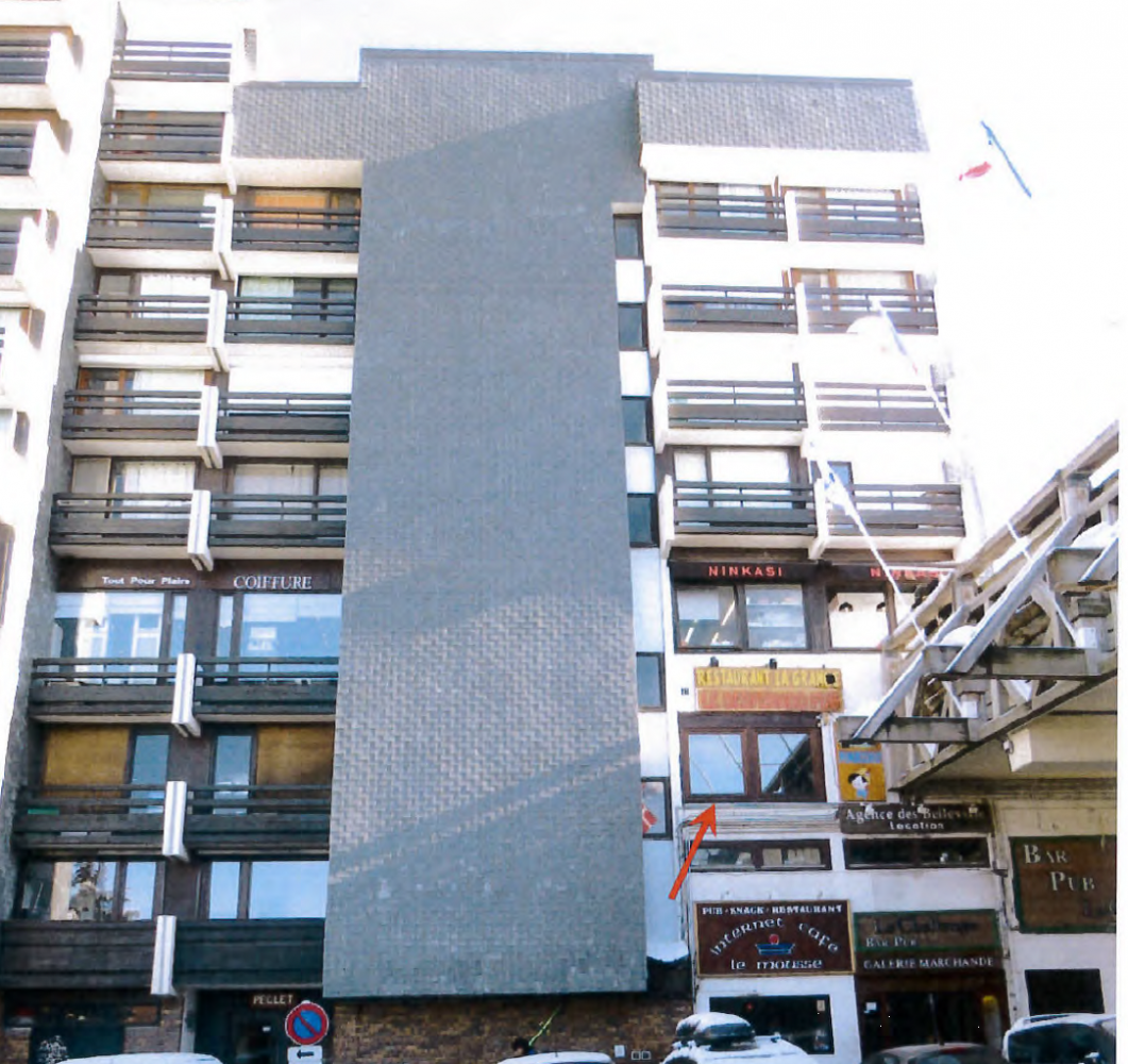 A vendre UN LOCAL COMMERCIAL - LES BELLEVILLE Station des MENUIRES - 04 OCTOBRE 2019