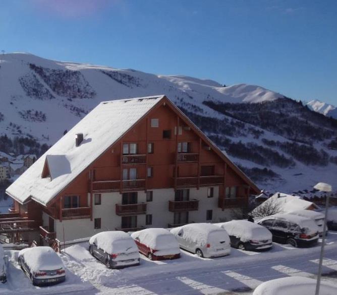A vendre Appartement T2 et stationnement - MONTGELLAFREY - 03 Novembre 2017