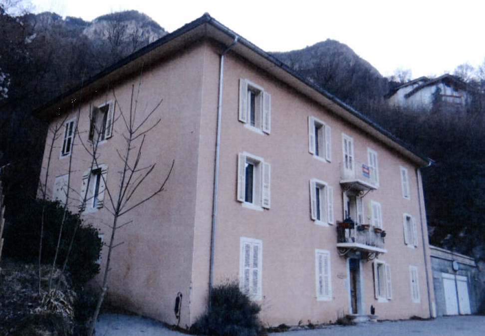 A vendre Appartement de 75,20m² + Terrasse de 113m² - SALINS LES THERMES - 08 Septembre 2017